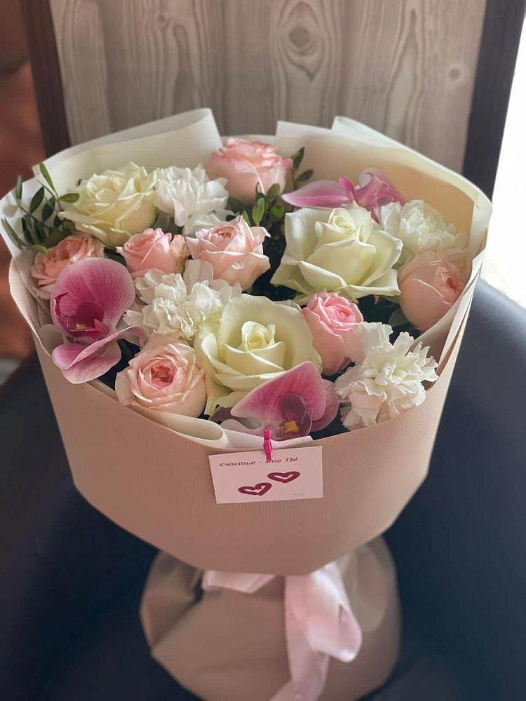 Букет цветов из: Орхидеи, Розы и Гвоздики в Селково