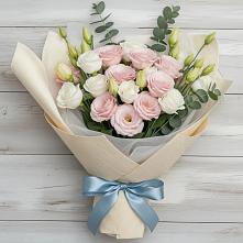 Букет цветов из:  Лизиантусы #REPLACE_PRED# Селково
