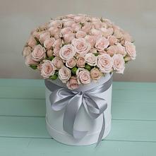 Цветочная композиция из Розы в шляпной коробке в Селково