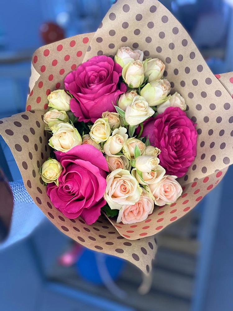 Букет цветов из: Розы в Селково