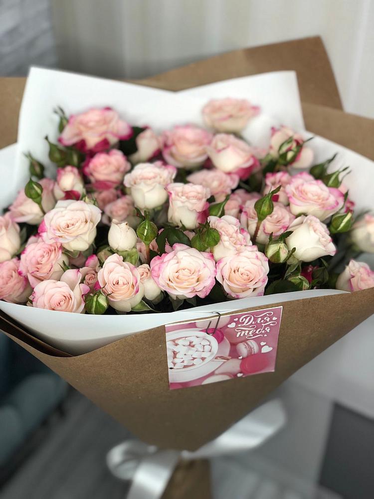 Букет цветов из: Розы в Селково