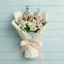 Букет цветов из:  Альстромерии в Селково