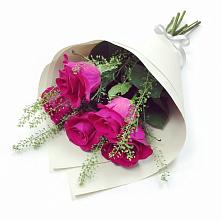 Букет цветов из:  Розы в Селково