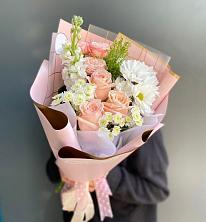 Букет цветов из:  Хризантемы и Розы в Селково