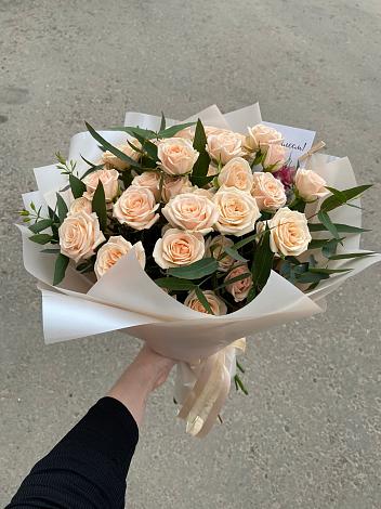 Букет Кремовые розы Латте в Селково