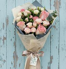 Букет цветов из:  Розы в Селково
