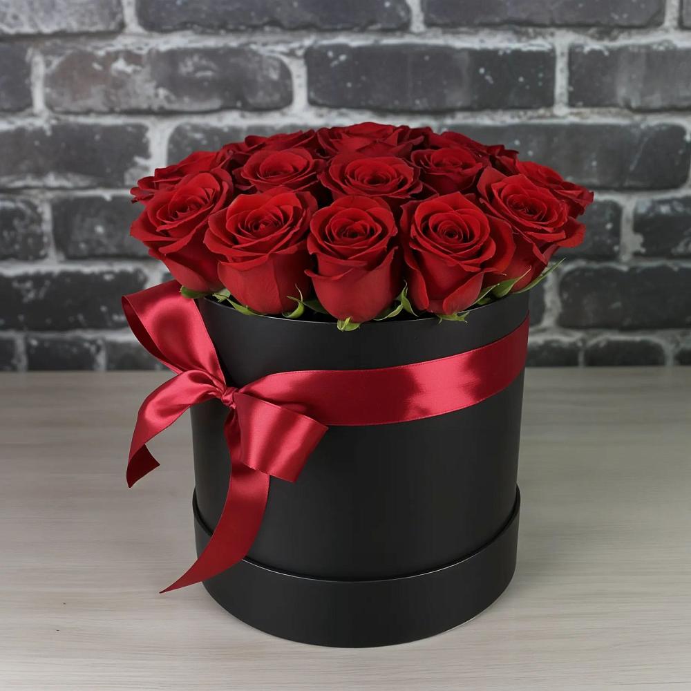 Цветочная композиция из Розы в шляпной коробке в Селково