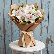 Букет цветов из:  Орхидеи и Розы в Селково