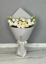 Букет цветов из:  Розы и Лизиантусы в Селково